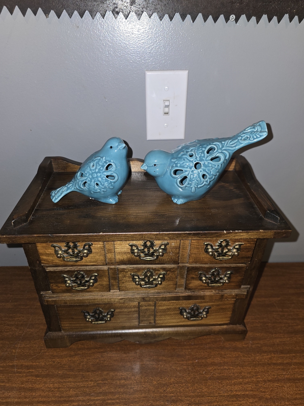 2 Turquoise ashland Paisly Songbird Figurine
